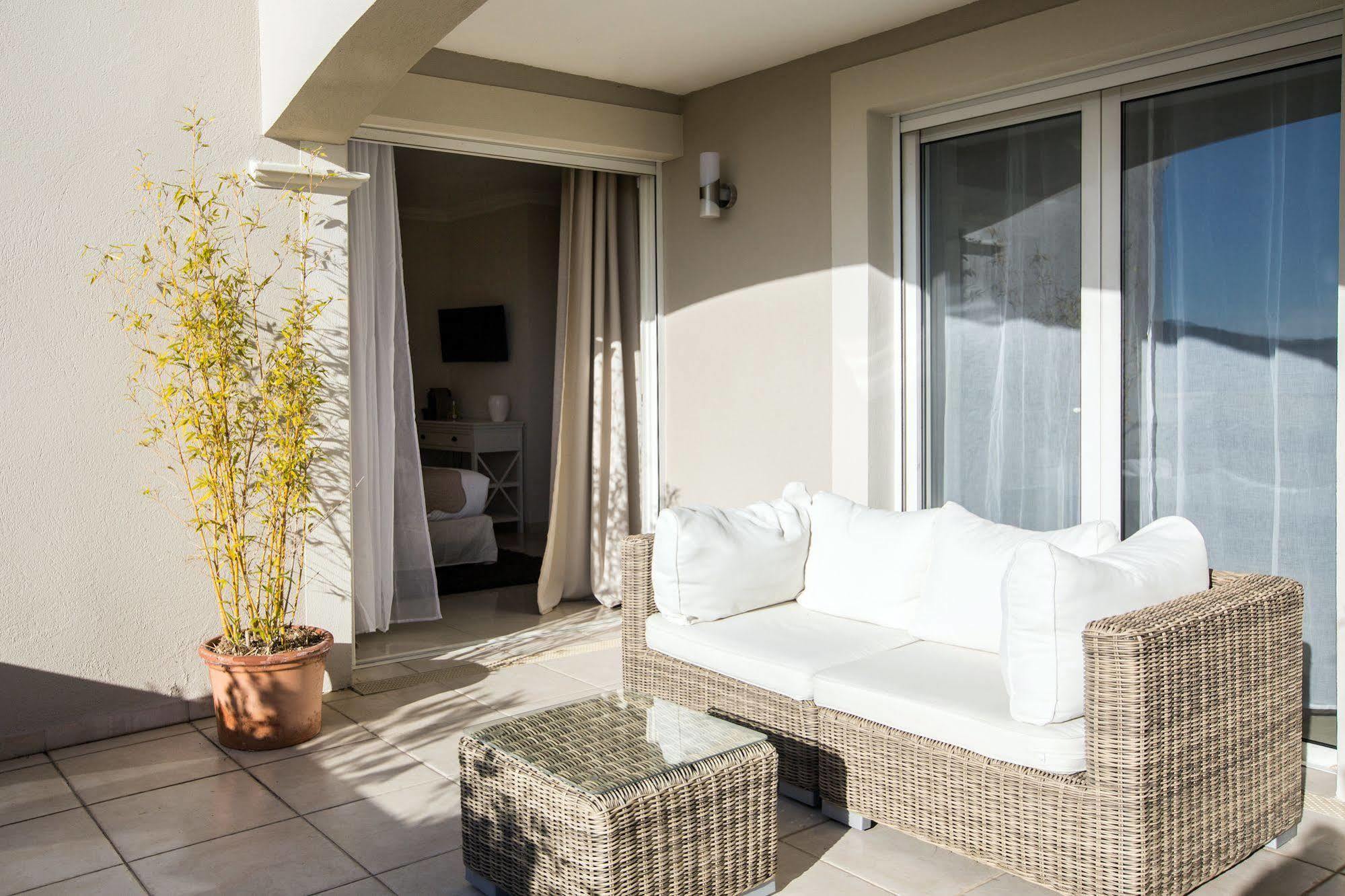 Villa Stephanie Мужен Екстериор снимка